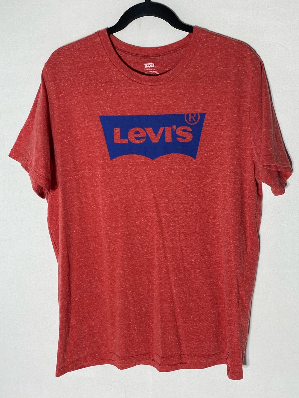 5/$25 Levi's Heathered Red Blue Batwing Logo Graphic T Shirt  XL - Picture 12 of 12